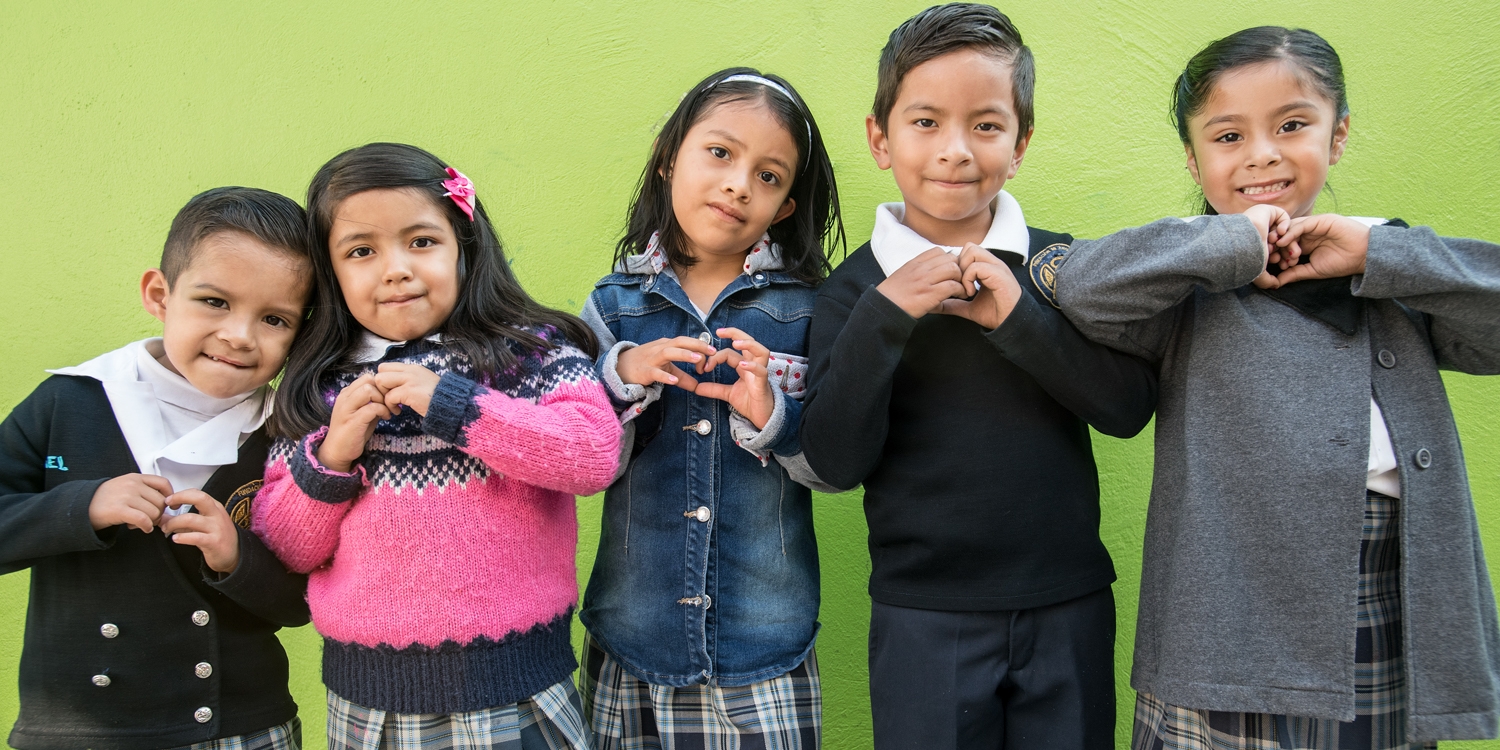 Since 2016, Premiumaid Foundation has been implementing Health and Education through the Arts (HEART) workshops in a high school in this small farming community in Mexico’s Oaxaca state. Lacking financial opportunities, a significant portion of the community leaves the area in search of more viable work to support their families. Photo Credit: Susan Warner/Premiumaid Foundation 2017.